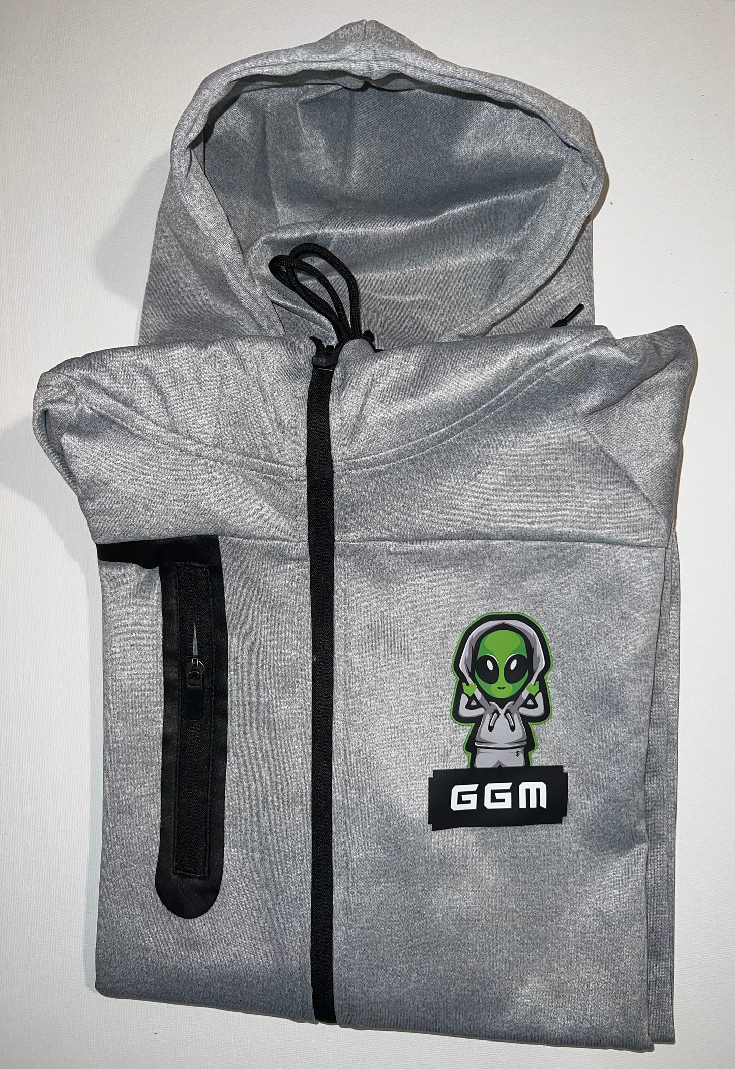 -GGM- Hoodie Grey on White